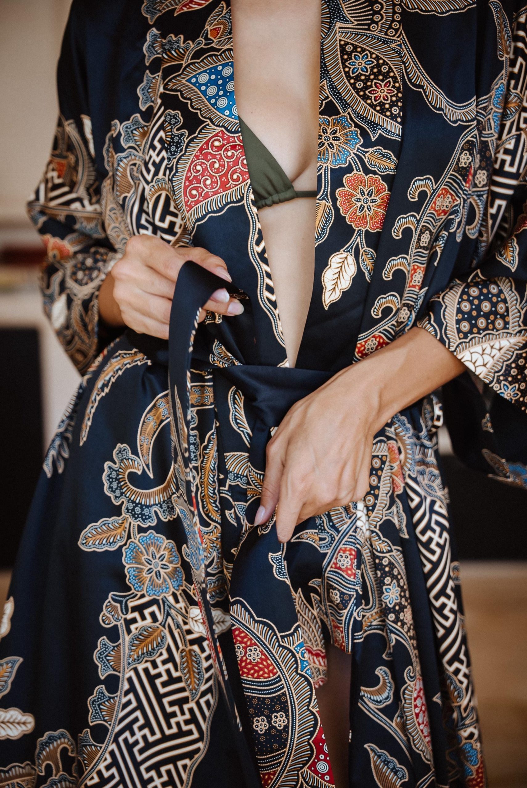 Deep Teal Crane Floral Satin Kimono Robe with Ornate Paisley Print - Image 3